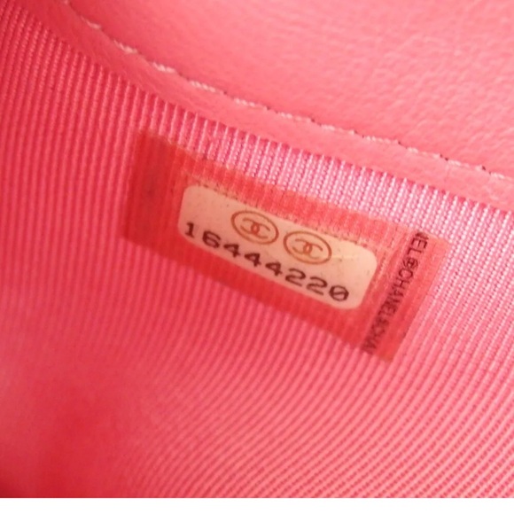 Authentic CHANEL Matrasse COCO Mark purse leather 💝 - Picture 7 of 7